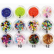 画像1: 在庫限り ネイティブ、ボヘミアンに★カラフル ビーズ 12種セット［メール便OK］ (1)