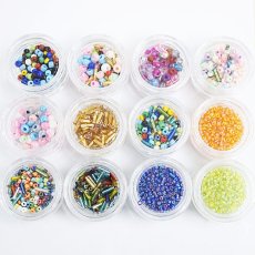 画像2: 在庫限り ネイティブ、ボヘミアンに★カラフル ビーズ 12種セット［メール便OK］ (2)