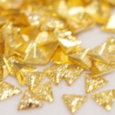 画像2: スパークルスタッズ トライアングル 50個［メール便OK］ (2)